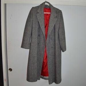 VINTAGE Ms. Freddi Trench Coat